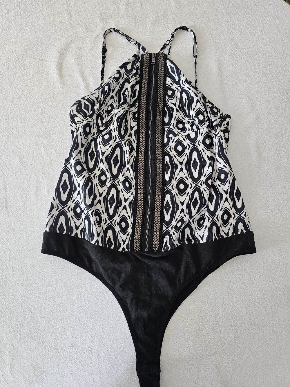 Y2k Vintage bebe Black & White Geometric Halter Bodysuit with Chain Zipper Large